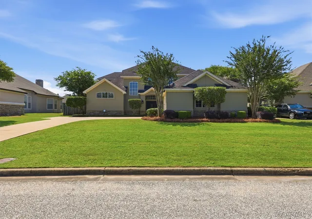 Photo 2 of Single family home for sale at 8536 Carillion Pl, Montgomery, AL 36117 | MLS# 586965 | Listing updated on 2026-09-07