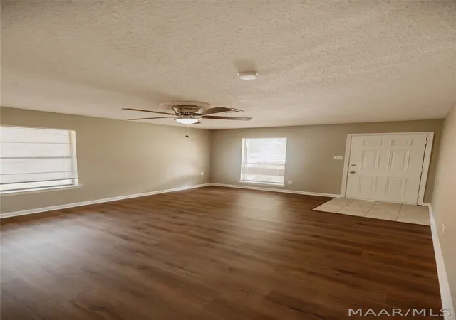 Photo 4 of Sale Pending at 6107 Gladstone Dr, Montgomery, AL 36117 | MLS# 586917 | Listing updated on 2026-08-31