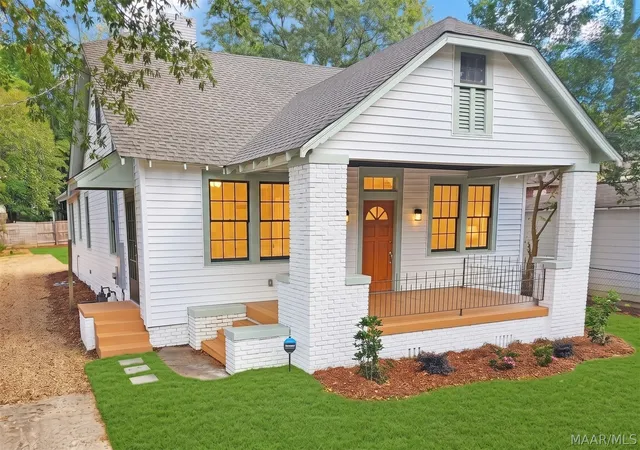 Photo 1 of Sale Pending at 1717 S Hull St, Montgomery, AL 36104 | MLS# 587294 | Listing updated on 2026-10-06