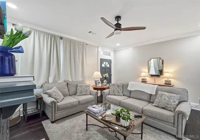 Photo 3 of Sale Pending at 1717 S Hull St, Montgomery, AL 36104 | MLS# 587294 | Listing updated on 2026-10-06