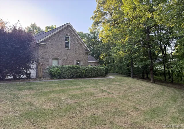 Photo 2 of Single family home for sale at 73 Elkmont Way, Wetumpka, AL 36093 | MLS# 587312 | Listing updated on 2026-09-11