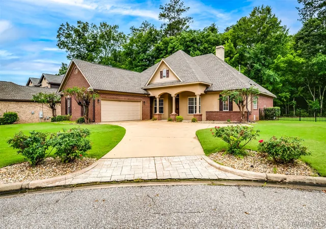Photo 3 of Sale Pending at 8712 Morning Pl, Montgomery, AL 36117 | MLS# 587212 | Listing updated on 2026-09-11
