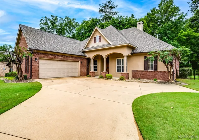 Photo 3 of Sale Pending at 8712 Morning Pl, Montgomery, AL 36117 | MLS# 587212 | Listing updated on 2026-09-11