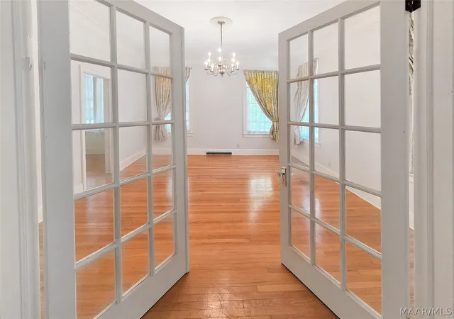 Photo 3 of Single family home for sale at 610 Clayton St, Montgomery, AL 36104 | MLS# 586966 | Listing updated on 2026-09-09