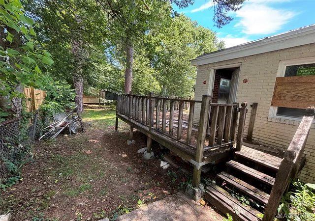 Photo 3 of Single family home for sale at 121 Bradley Dr, Montgomery, AL 36109 | MLS# 587415 | Listing updated on 2026-09-11