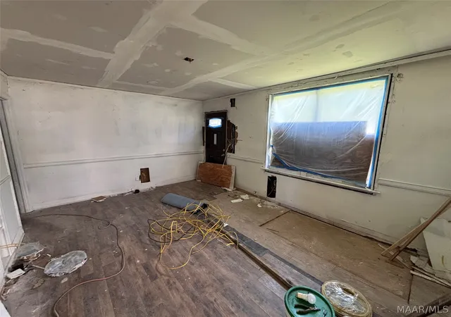 Photo 4 of Single family home for sale at 121 Bradley Dr, Montgomery, AL 36109 | MLS# 587415 | Listing updated on 2026-09-11