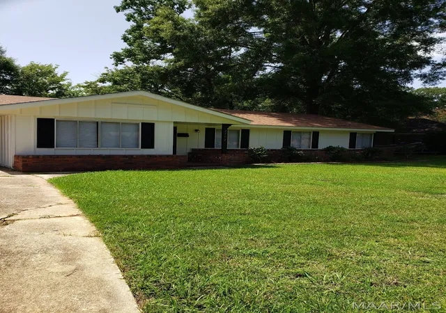 Photo 1 of Single family home for sale at 2752 Baldwin Brk Dr, Montgomery, AL 36111 | MLS# 587547 | Listing updated on 2026-09-02