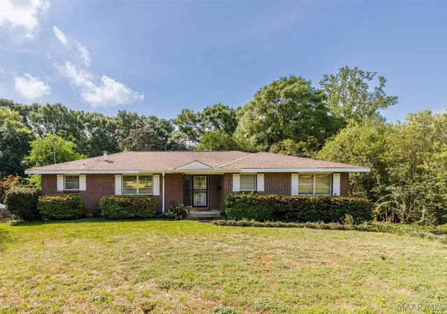 Photo 3 of Single family home for sale at 3787 Willow Ln Dr, Montgomery, AL 36109 | MLS# 587644 | Listing updated on 2026-09-05