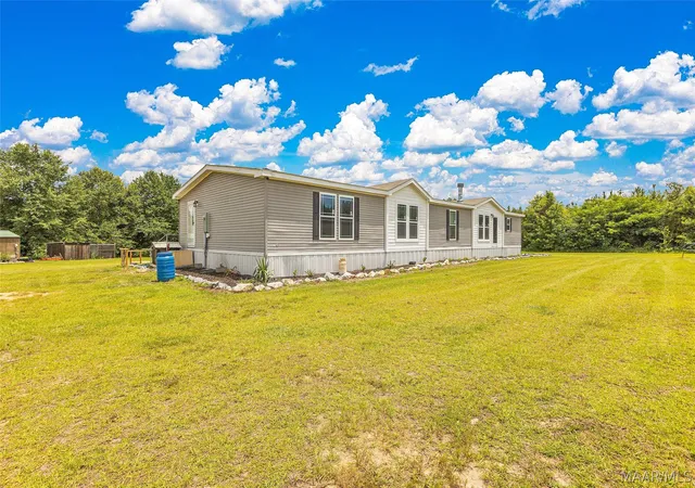 Photo 2 of Manufactured home for sale at 4220 Sweetwater Rd, Highland Home, AL 36041 | MLS# 587482 | Listing updated on 2026-09-05