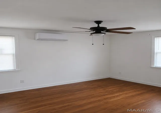 Photo 3 of Single family home for sale at 2454 Woodlawn St, Montgomery, AL 36106 | MLS# 587715 | Listing updated on 2026-09-05