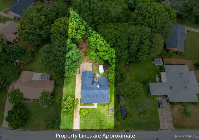 Photo 2 of Single family home for sale at 102 Chattahoochee Dr, Montgomery, AL 36117 | MLS# 586892 | Listing updated on 2026-09-11