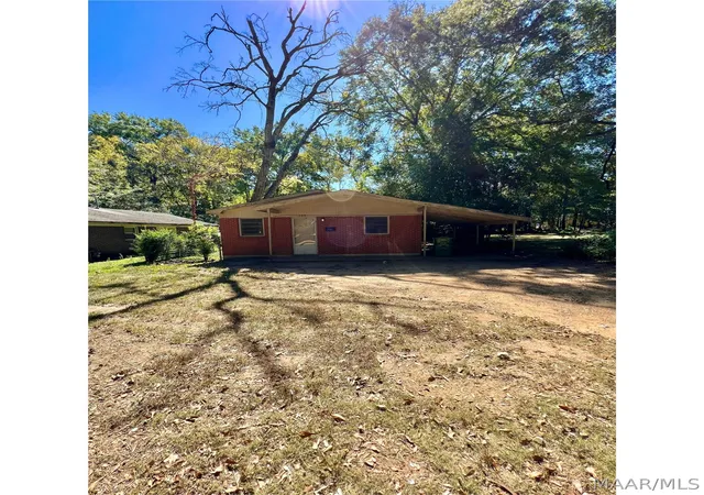 Photo 2 of Single family home for sale at 2412 E 4th Street, Montgomery, AL 36106 | MLS# 587891 | Listing updated on 2026-09-02