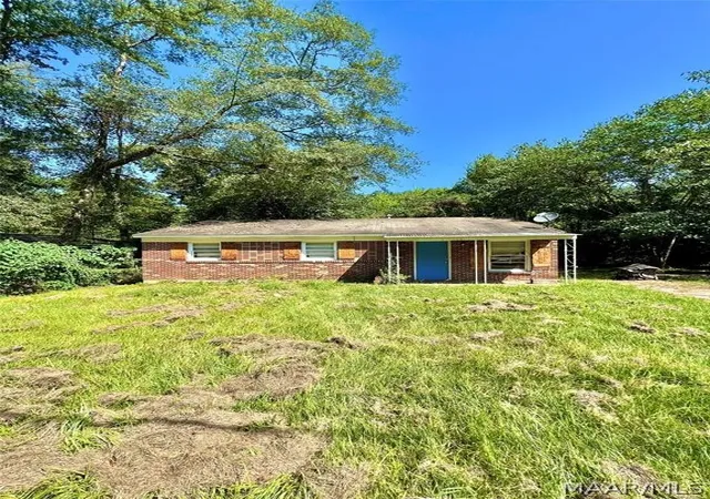 Photo 2 of Single family home for sale at 2429 E 4th Street, Montgomery, AL 36106 | MLS# 587890 | Listing updated on 2026-09-02