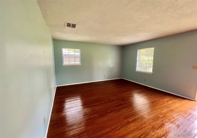 Photo 3 of Single family home for sale at 3808 Dilworth Rd, Montgomery, AL 36108 | MLS# 587884 | Listing updated on 2026-09-02
