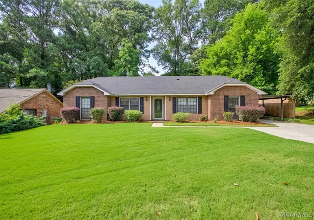 Photo 1 of Single family home for sale at 3718 Woodhill Rd, Montgomery, AL 36109 | MLS# 587927 | Listing updated on 2026-09-05