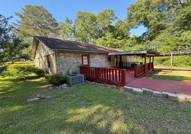 Photo 3 of Sale Pending at 906 Bell Ln, Greenville, AL 36037 | MLS# 587936 | Listing updated on 2026-09-18