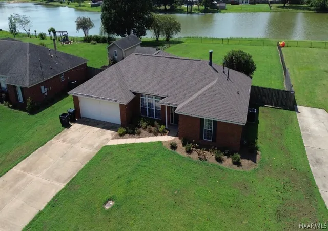 Photo 2 of Single family home for sale at 245 Lakeshore Dr, Pike Road, AL 36064 | MLS# 587932 | Listing updated on 2026-09-08