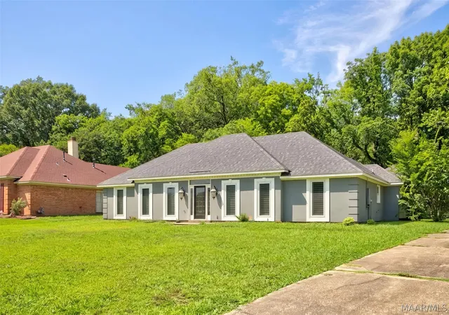 Photo 3 of Single family home for sale at 6555 Eastwood Glen Dr, Montgomery, AL 36117 | MLS# 587986 | Listing updated on 2026-10-02