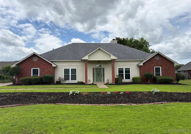 Photo 1 of Single family home for sale at 2310 Halcyon Blvd, Montgomery, AL 36117 | MLS# 587230 | Listing updated on 2026-10-07