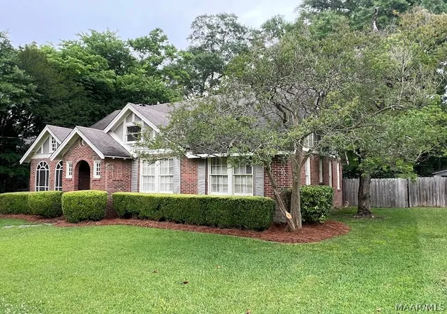 Photo 3 of Single family home for sale at 3357 Lebron Rd, Montgomery, AL 36106 | MLS# 587952 | Listing updated on 2026-09-10