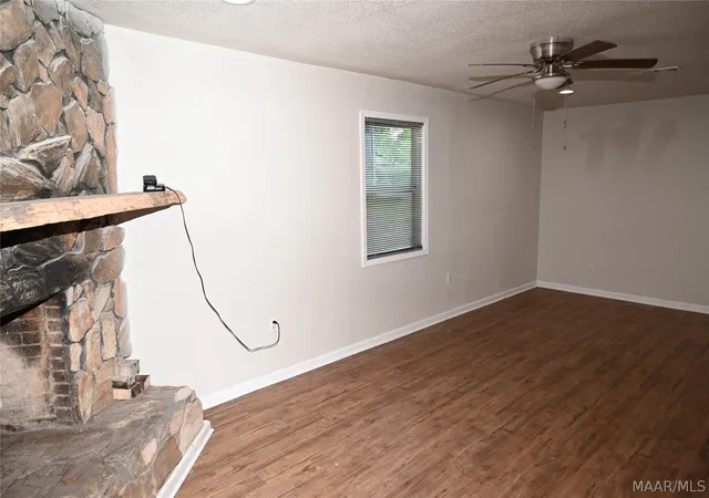 Photo 3 of Single family home for sale at 406 Kennedy St, Camden, AL 36726 | MLS# 588038 | Listing updated on 2026-09-02