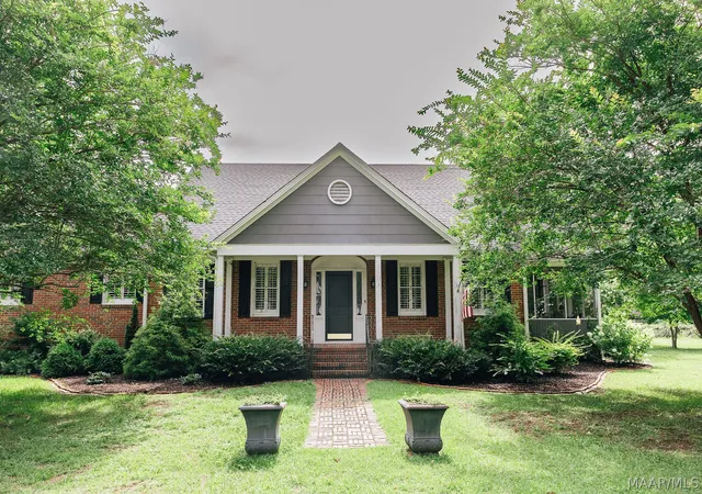 Photo 1 of Single family home for sale at 151 Russell Dr, Selma, AL 36701 | MLS# 588057 | Listing updated on 2026-09-10