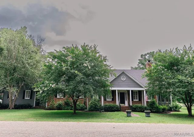 Photo 2 of Single family home for sale at 151 Russell Dr, Selma, AL 36701 | MLS# 588057 | Listing updated on 2026-09-10