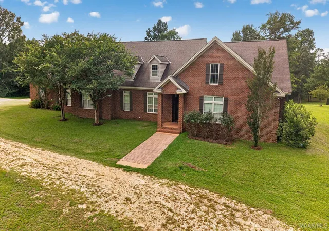 Photo 1 of Single family home for sale at 2827 Airport Rd, Greenville, AL 36037 | MLS# 588024 | Listing updated on 2026-09-04