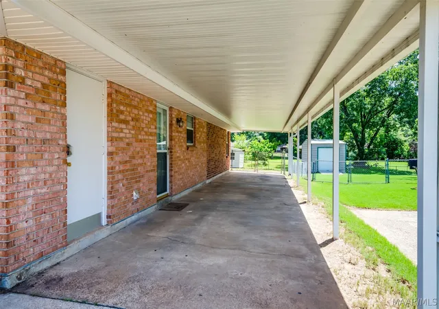 Photo 3 of Single family home for sale at 166 Imogene St, Prattville, AL 36067 | MLS# 588053 | Listing updated on 2026-09-04