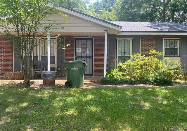Photo 1 of Single family home for sale at 1925 Cherry St, Montgomery, AL 36107 | MLS# 588215 | Listing updated on 2026-09-16