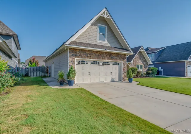 Photo 3 of Single family home for sale at 102 Cantera Way, Pike Road, AL 36064 | MLS# 588153 | Listing updated on 2026-09-02