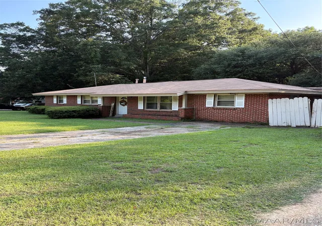 Photo 1 of Single family home for sale at 3901 Merrifield Dr, Valley Grande, AL 36703 | MLS# 588243 | Listing updated on 2026-09-02