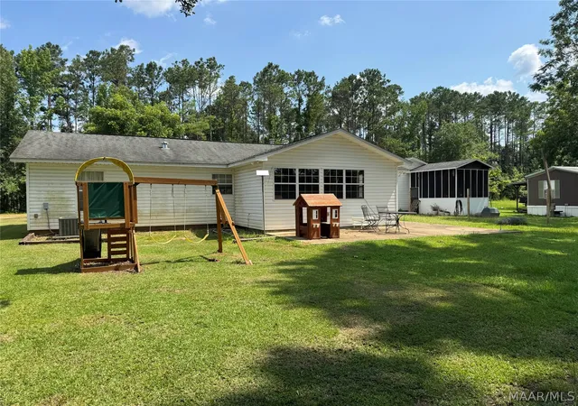 Photo 3 of Single family home for sale at 119 Brookwood Dr, Camden, AL 36726 | MLS# 588286 | Listing updated on 2026-09-10