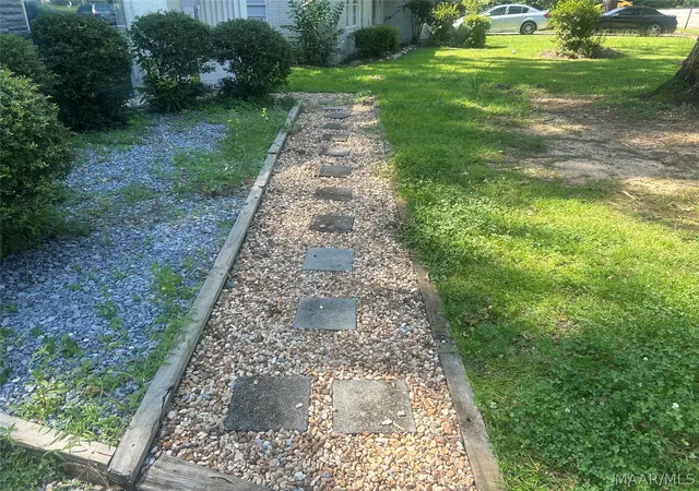 Photo 2 of Single family home for sale at 1841 Shadow Ln, Montgomery, AL 36106 | MLS# 588321 | Listing updated on 2026-09-11