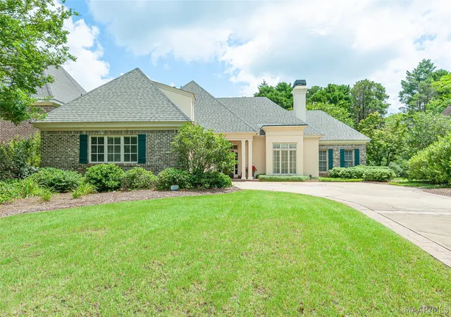 Photo 1 of Single family home for sale at 3408 Oak Grv Cir, Montgomery, AL 36116 | MLS# 588125 | Listing updated on 2026-09-21