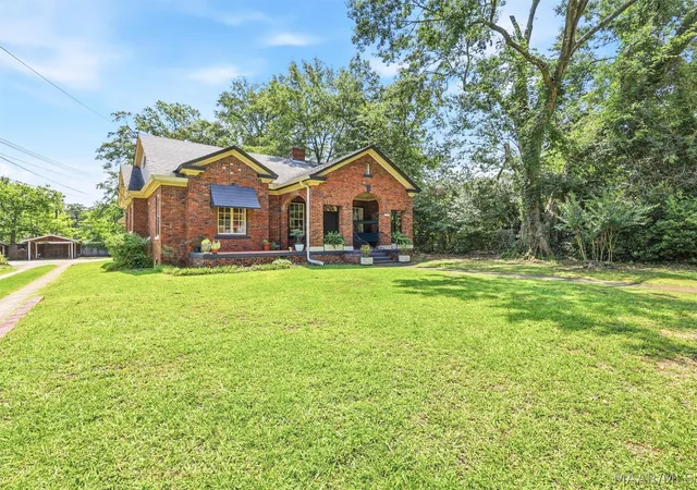 Photo 3 of Single family home for sale at 1429 Gilmer Ave, Montgomery, AL 36104 | MLS# 588093 | Listing updated on 2026-09-10