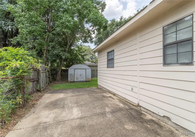 Photo 3 of Single family home for sale at 3310 Loch Hvn Rd, Montgomery, AL 36109 | MLS# 588385 | Listing updated on 2026-09-05