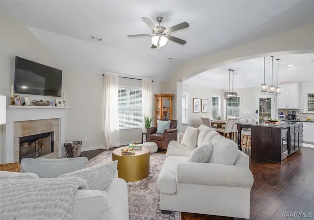 Photo 4 of Single family home for sale at 713 Charlemont Ln, Montgomery, AL 36117 | MLS# 588362 | Listing updated on 2026-09-05