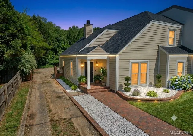Photo 2 of Townhouse for sale at 6723 Greenbrook Dr, Montgomery, AL 36117 | MLS# 588386 | Listing updated on 2026-09-05