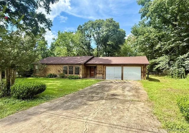 Photo 3 of Single family home for sale at 690 County Rd 232, Valley Grande, AL 36701 | MLS# 588352 | Listing updated on 2026-09-10