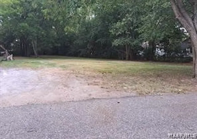 Photo 1 of Land for sale at 1913 Yougene St, Montgomery, AL 36107 | MLS# 588500 | Listing updated on 2026-09-09