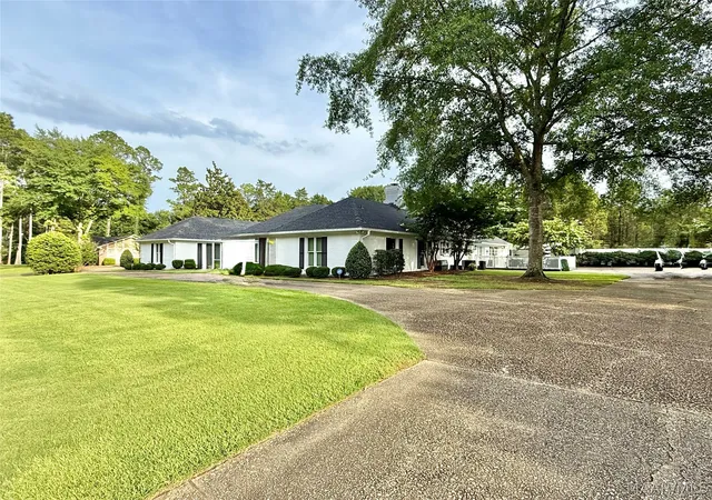 Photo 2 of Single family home for sale at 1109 Keith Way, Selma, AL 36701 | MLS# 588481 | Listing updated on 2026-09-25