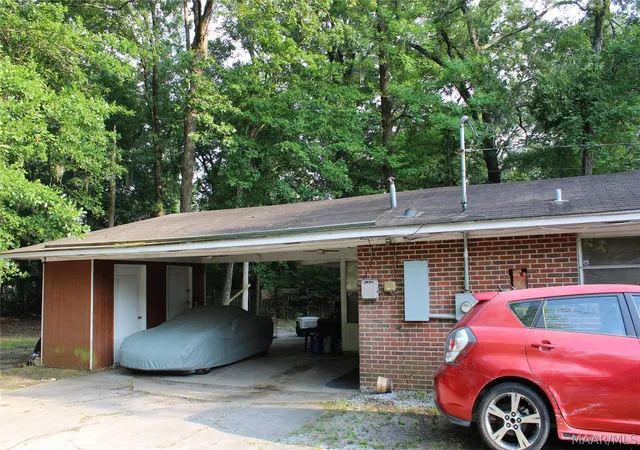 Photo 3 of Single family home for sale at 3729 Princeton Rd, Montgomery, AL 36111 | MLS# 588112 | Listing updated on 2026-09-02