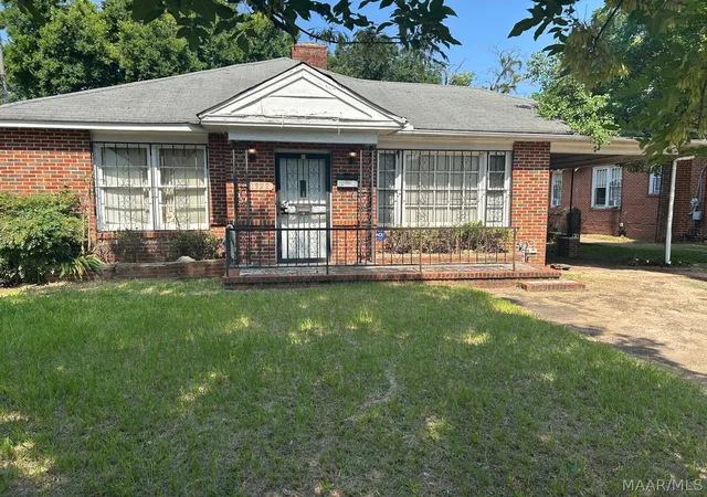 Photo 1 of Single family home for sale at 1322 Rosa L Parks Ave, Montgomery, AL 36108 | MLS# 588211 | Listing updated on 2026-09-02