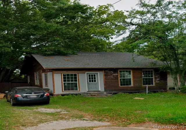 Single family home for sale at 161 Garnett Ave, Mobile, AL 36604 | MLS# 588584