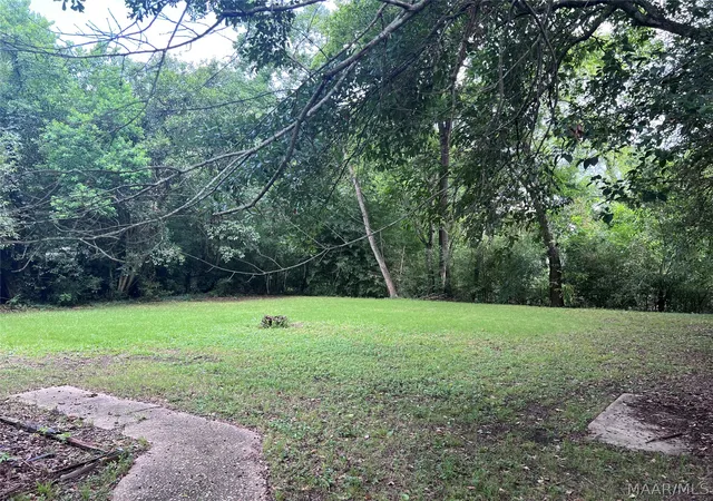 Photo 3 of Single family home for sale at 107 E Woodland Dr, Montgomery, AL 36105 | MLS# 588668 | Listing updated on 2026-09-04