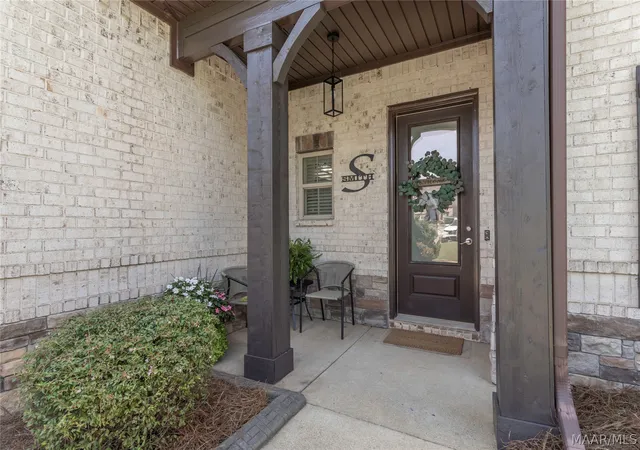 Photo 3 of Sale Pending at 1302 Witherspoon Dr, Prattville, AL 36066 | MLS# 588705 | Listing updated on 2026-09-09