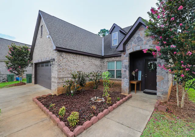 Photo 2 of Single family home for sale at 8421 Ryan Ridge Loop, Montgomery, AL 36117 | MLS# 588704 | Listing updated on 2026-09-05