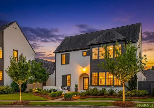 Photo 2 of Single family home for sale at 7942 Long Acre St, Montgomery, AL 36116 | MLS# 588733 | Listing updated on 2026-09-04