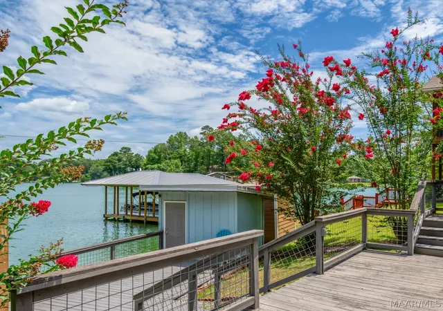 Photo 1 of Single family home for sale at 290 Holley Cir, Eclectic, AL 36024 | MLS# 588748 | Listing updated on 2026-09-05